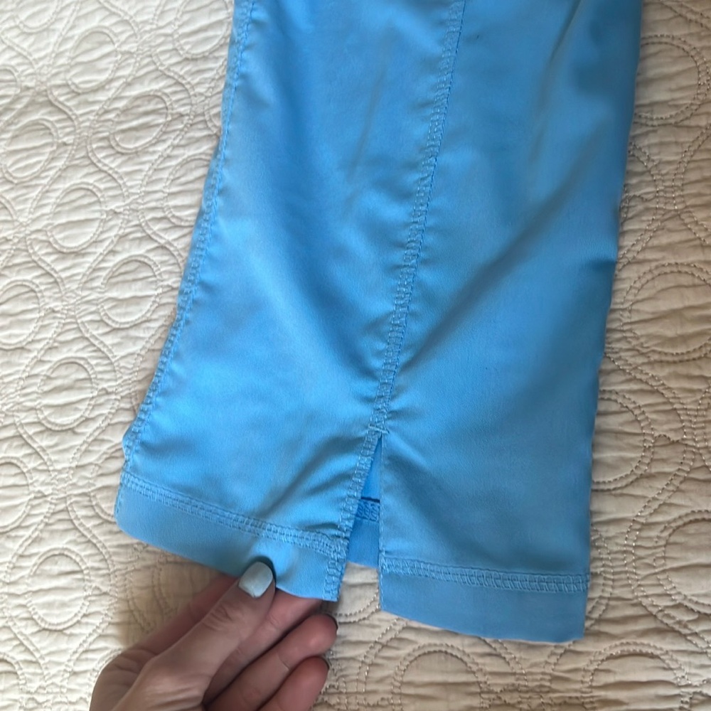 Grey’s Anatomy Scrub Set - Picture 6 of 10